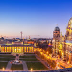 Berliner Dom bei Abendlicht