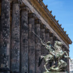 Altes Museum mit Löwenkämpfer-Skulptur auf der Museumsinsel
